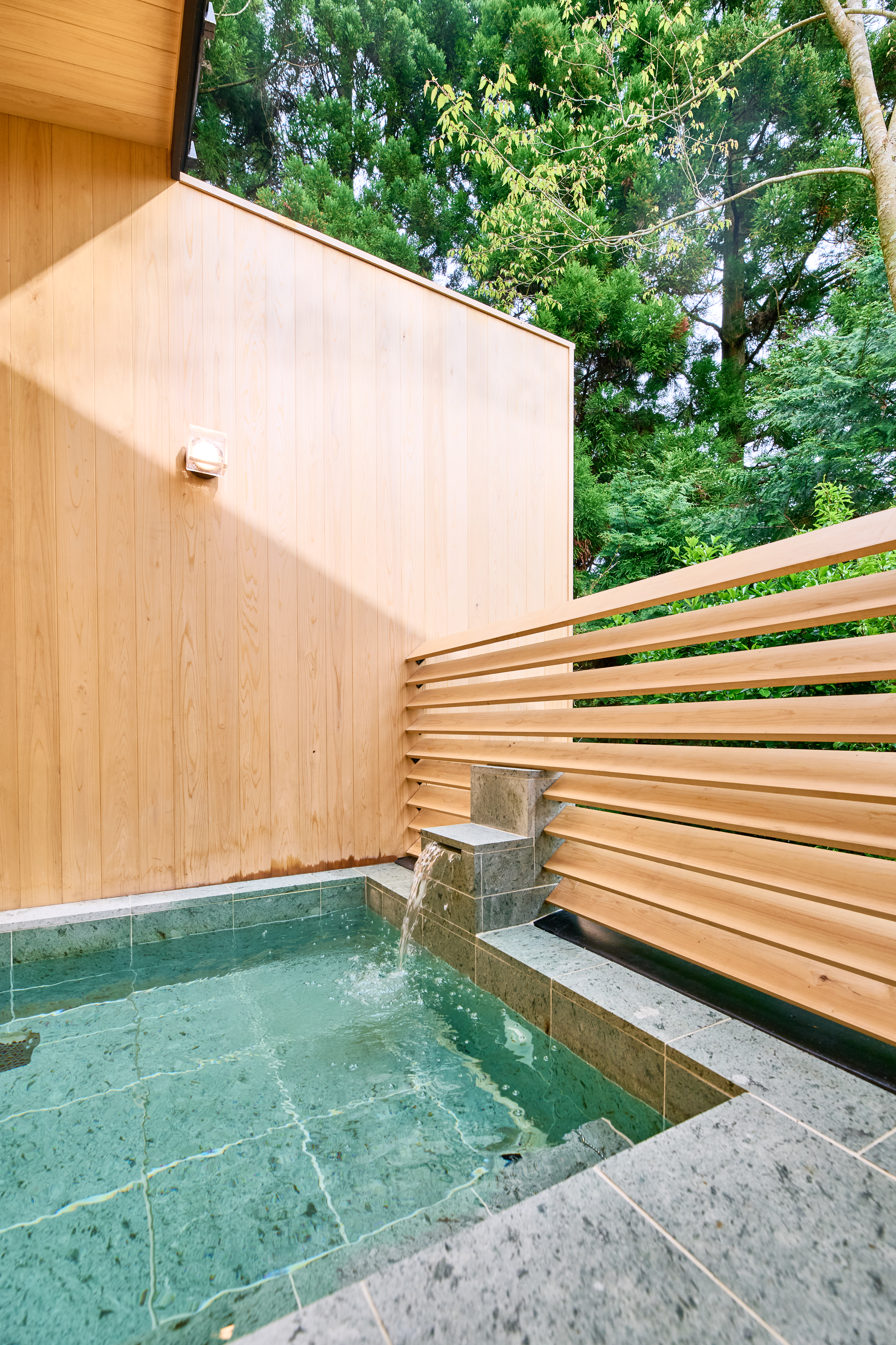 露天風呂（木囲い）1