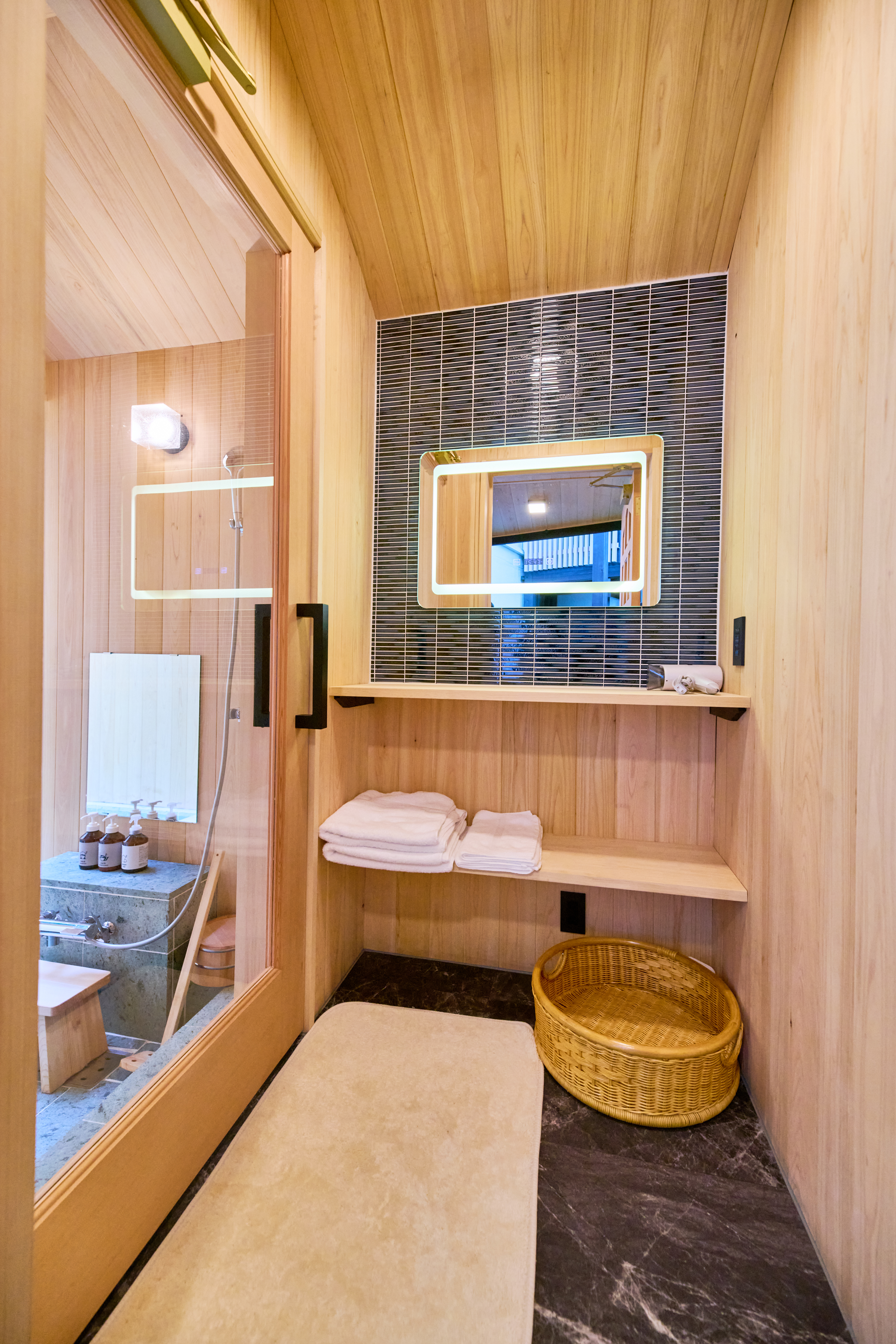 露天風呂（木囲い）3